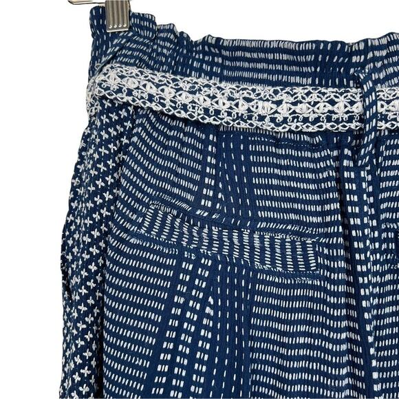 Anthropologie Blue Embroidered Shorts Size XS - Picture 11 of 16